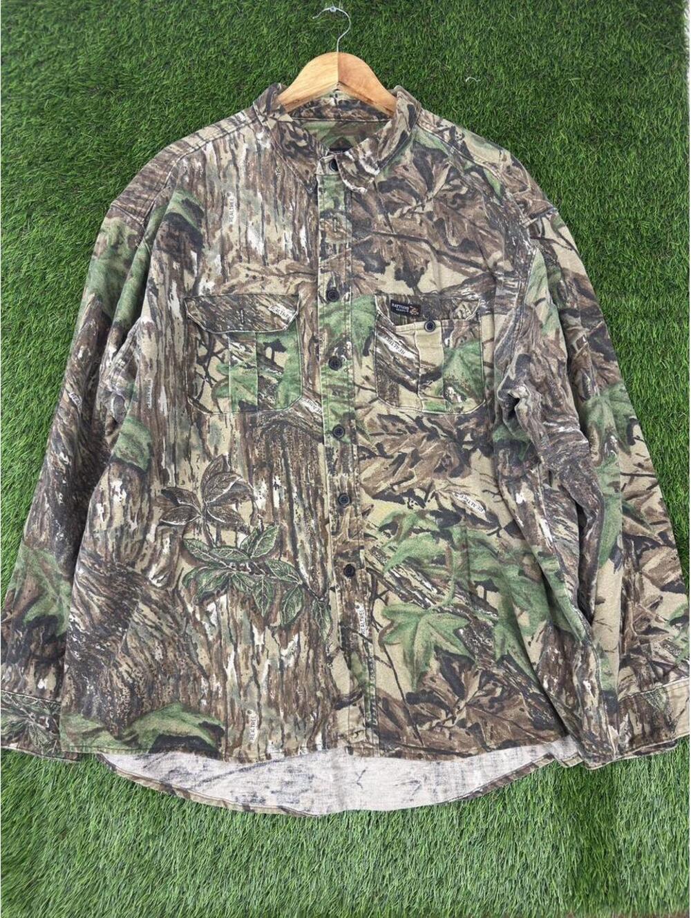 Vintage Realtree camo button up